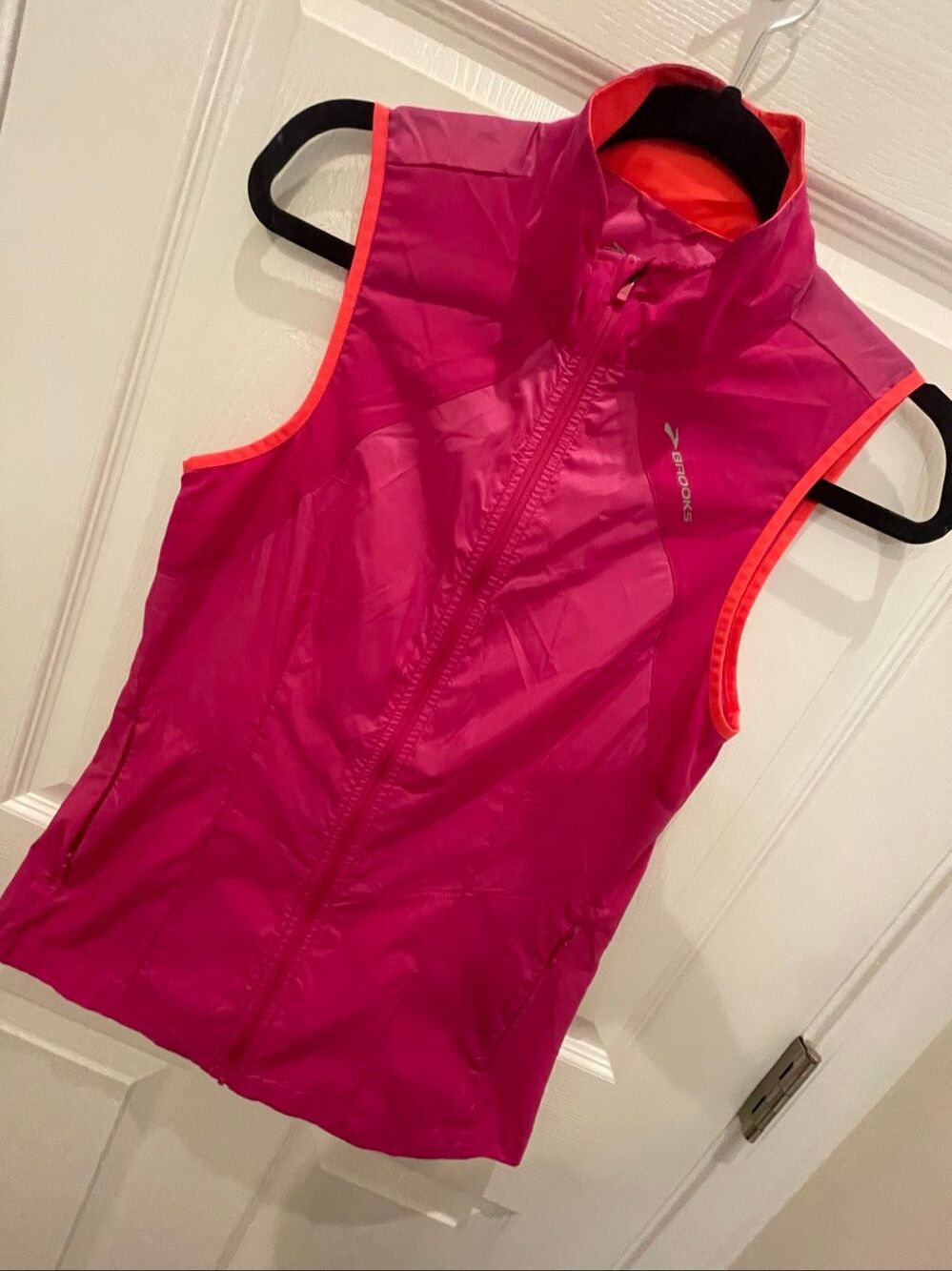 Brooks women’s running vest performance pink Medium M
